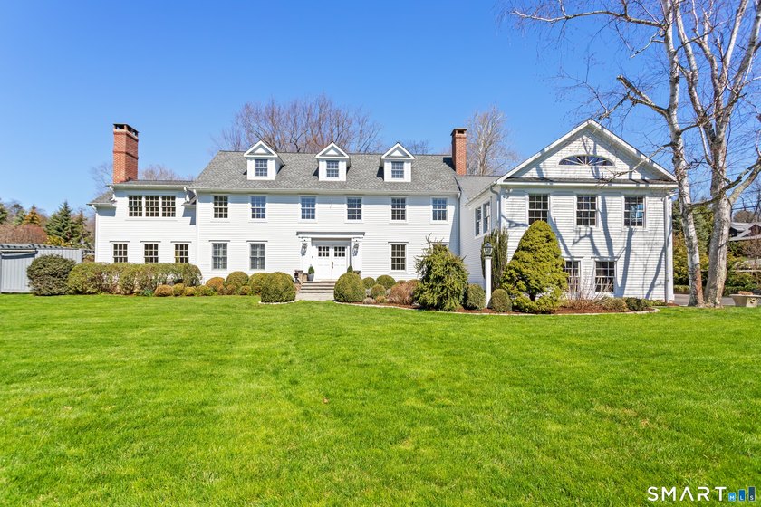 In Westport's coveted Long Lots neighborhood, this residence - Beach Home for sale in Westport, Connecticut on Beachhouse.com