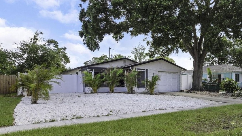 OWNER FINANCING AVAILABLE - LOW INTEREST **1.99perc.** interest - Beach Home for sale in Gulfport, Florida on Beachhouse.com