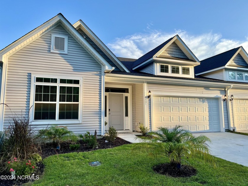 Welcome to The Lakes at Brunswick Plantation! This gorgeous - Beach Home for sale in Calabash, North Carolina on Beachhouse.com