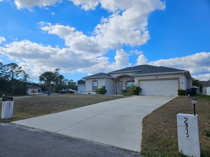 Welcome to this Inviting, Well Maintained 3 Bedroom, 2 Bath Home - Beach Home for sale in North Port, Florida on Beachhouse.com