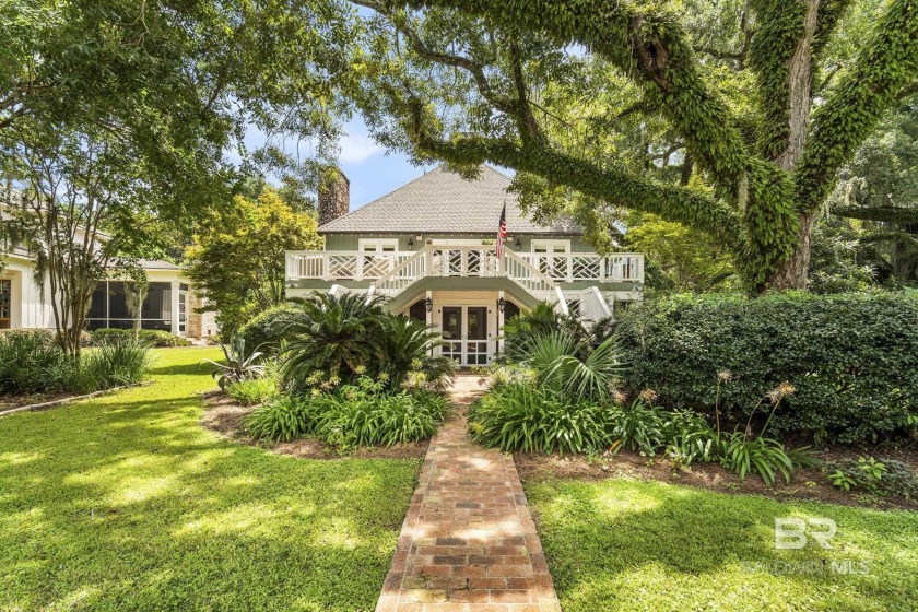 Welcome to luxury living in the heart of Point Clear, Alabama - Beach Home for sale in Fairhope, Alabama on Beachhouse.com