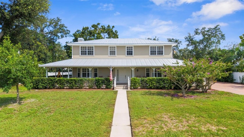One or more photo(s) has been virtually staged. Discover this - Beach Home for sale in Bradenton, Florida on Beachhouse.com