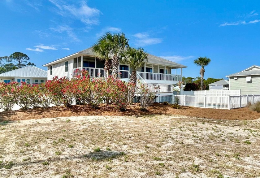 Snowbird-Private Pool, pet friendly,  Golf cart friendly - Beach Vacation Rentals in St. George Island, FL on Beachhouse.com