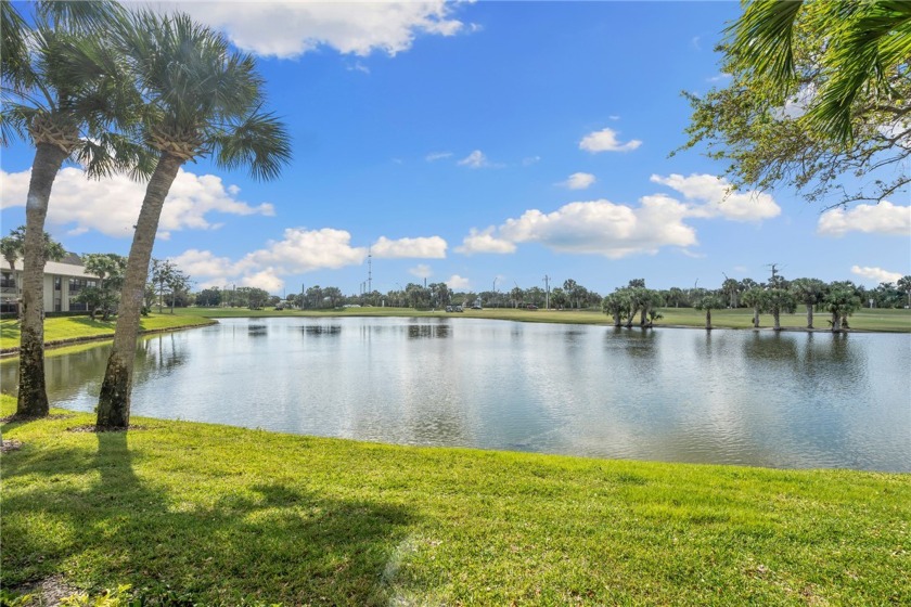 This first floor condo has a beautiful pond view.  It's move in - Beach Home for sale in Vero Beach, Florida on Beachhouse.com
