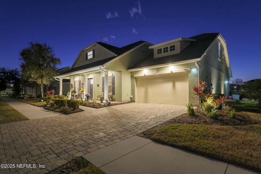 Price Reduction! Best value in the area! Former model home in - Beach Home for sale in Jacksonville, Florida on Beachhouse.com