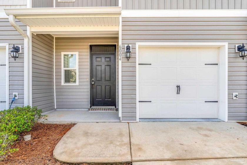 This 3-bedroom, 2.5-bath townhome, built in 2018, combines - Beach Townhome/Townhouse for sale in Pensacola, Florida on Beachhouse.com