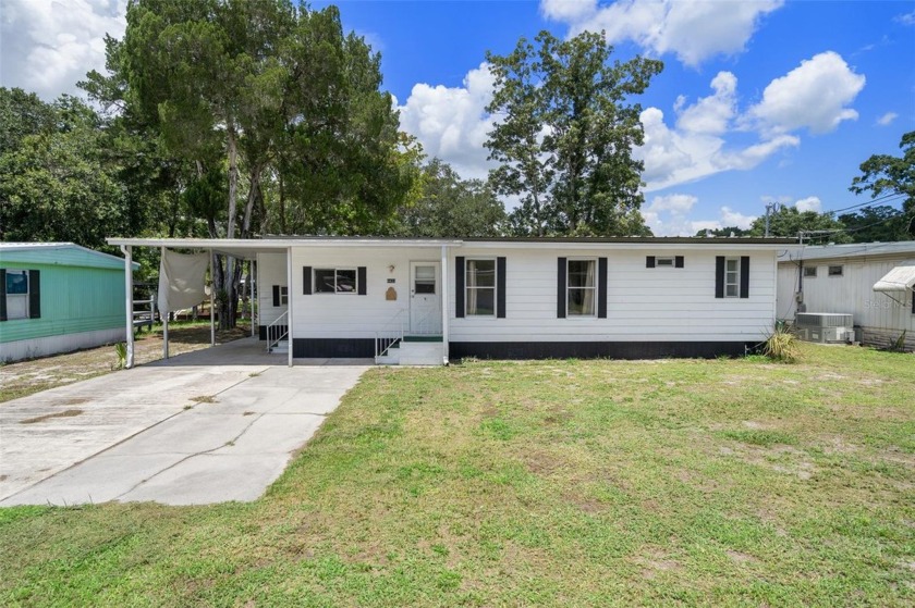 LIFE on the WATER is at your doorstep here, on a CANAL off the - Beach Home for sale in Weeki Wachee, Florida on Beachhouse.com