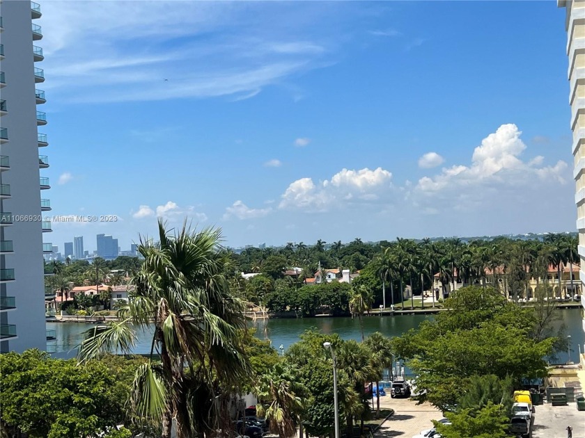 Enjoy this amazing direct intracoastal views from every room and - Beach Condo for sale in Miami Beach, Florida on Beachhouse.com