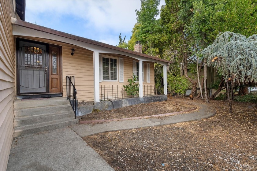 Back on market! Don't miss this move-in-ready home on a large - Beach Home for sale in Vallejo, California on Beachhouse.com