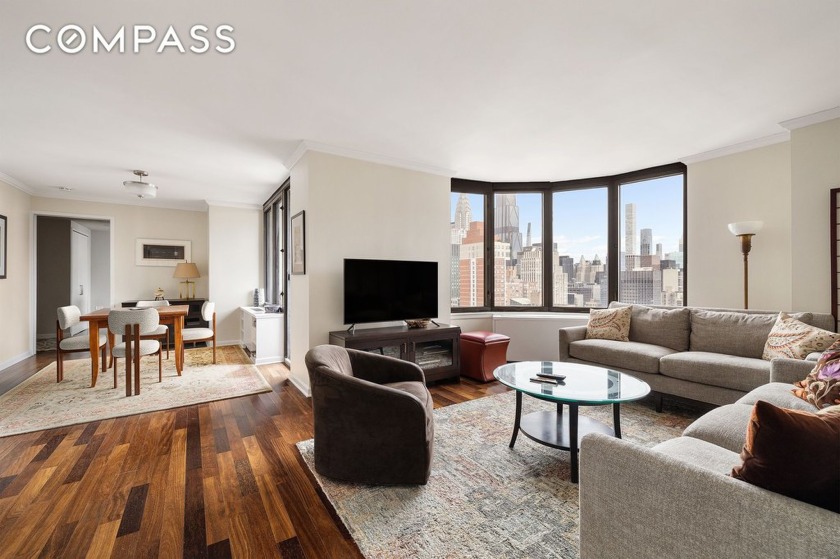 Winged Two Bedroom w/Views! Enjoy spectacular city and river - Beach Condo for sale in New York, New York on Beachhouse.com