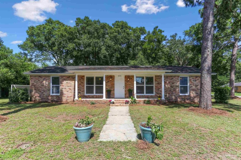 The motivated sellers of 6222 Maybelle Dr welcome you into this - Beach Home for sale in Pensacola, Florida on Beachhouse.com