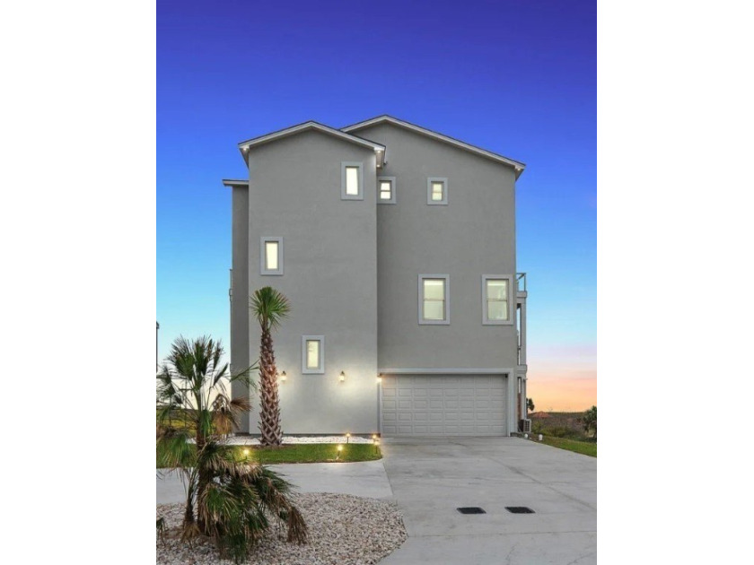 This LUXURIOUS BEACHFRONT smart home has it ALL! Three stories - Beach Condo for sale in Port Aransas, Texas on Beachhouse.com