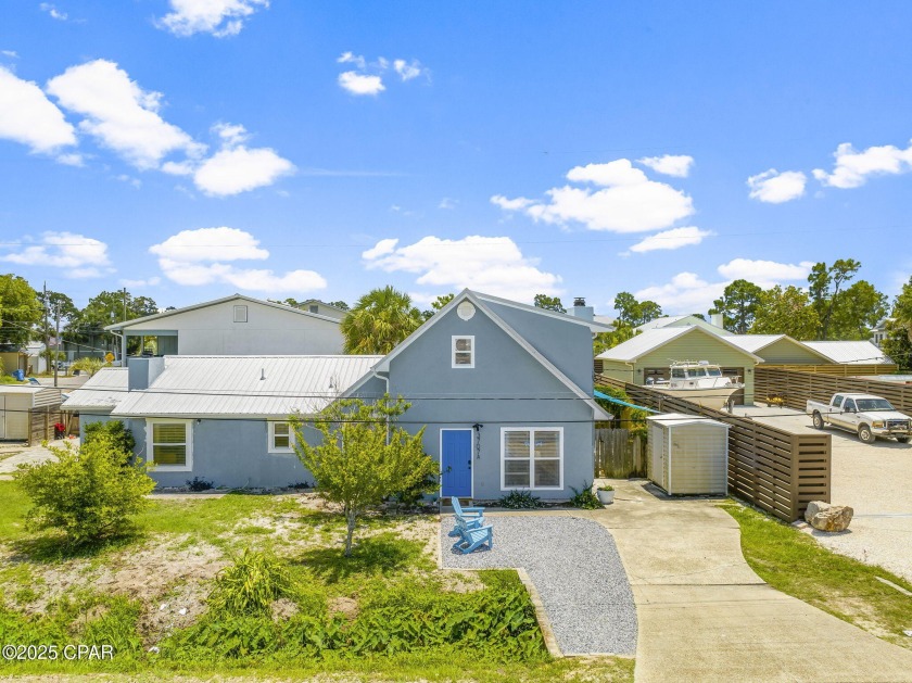 ***SELLER WILL CONSIDER ALL OFFERS!*** ADORABLE DUPLEX WITH - Beach Home for sale in Panama City, Florida on Beachhouse.com