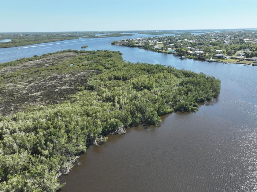 WATERFRONT property with direct access to the Gulf of Mexico - Beach Lot for sale in Punta Gorda, Florida on Beachhouse.com
