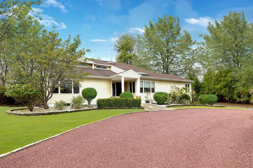 Spacious, light, bright, vaulted ceilings and multiple skylights - Beach Home for sale in Sag Harbor, New York on Beachhouse.com