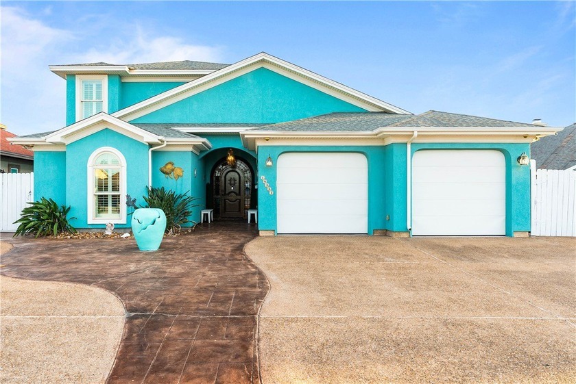 Welcome to Coastal Luxury Living & Comfort! 14217 Punta Bonaire - Beach Home for sale in Corpus Christi, Texas on Beachhouse.com