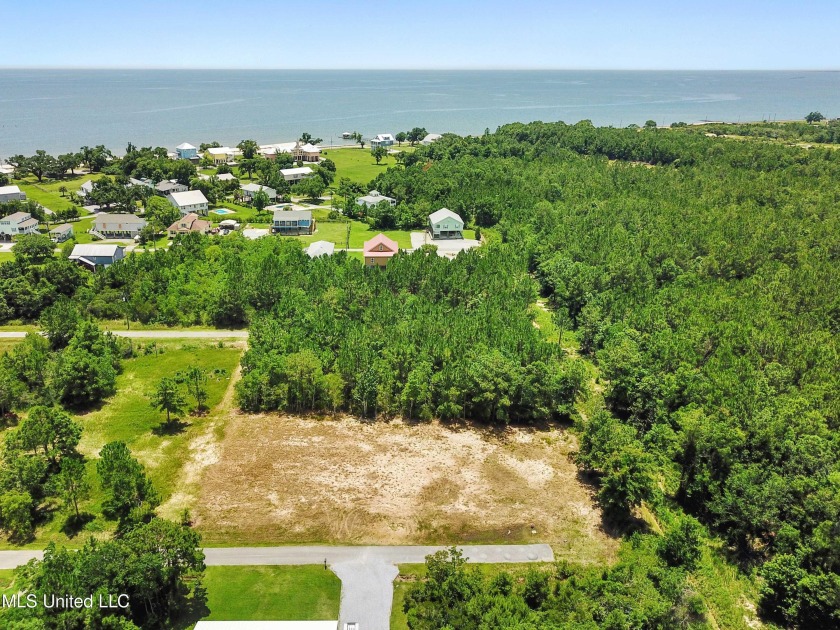 Nice building site close to the Beach in an AE flood zone - Beach Lot for sale in Waveland, Mississippi on Beachhouse.com