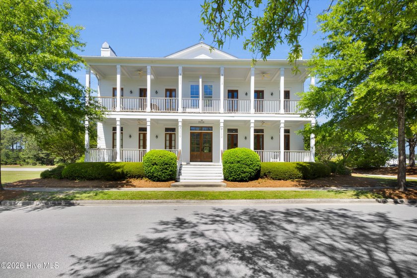 Beautifully styled first-floor condominium in the Mansion Flats - Beach Condo for sale in New Bern, North Carolina on Beachhouse.com