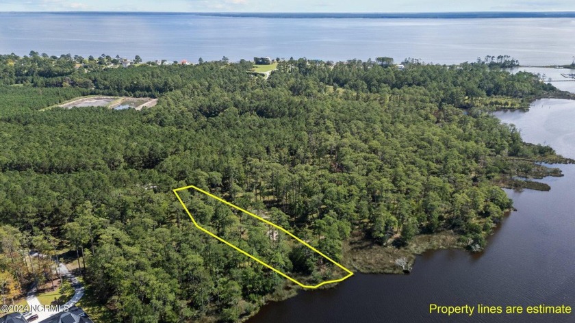 Charming Waterfront Homesite in Oriental, NC - Your Dream Home - Beach Lot for sale in Oriental, North Carolina on Beachhouse.com