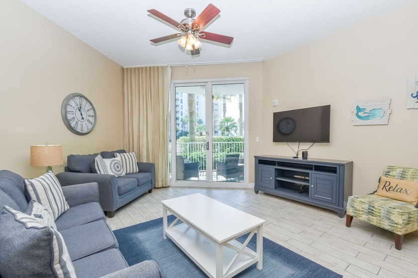 Major Price Reduction! This 2-bed, 2-bath condo offers the - Beach Condo for sale in Destin, Florida on Beachhouse.com