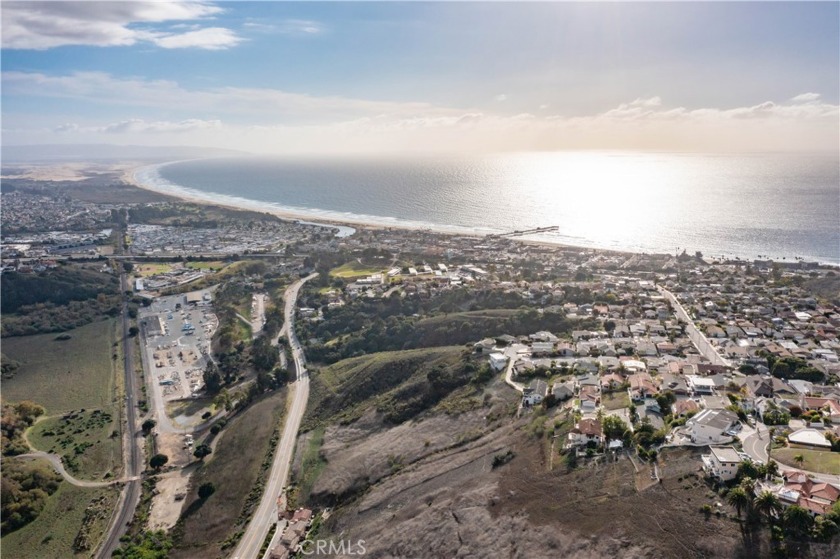 This incredible lot at the top of Pismo Heights has tremendous - Beach Lot for sale in Pismo Beach, California on Beachhouse.com