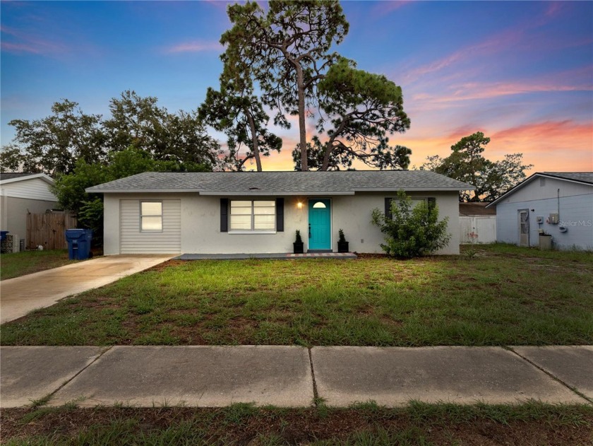 Welcome Home!! This beautifully remodeled 3-bedroom, 1-bathroom - Beach Home for sale in Holiday, Florida on Beachhouse.com