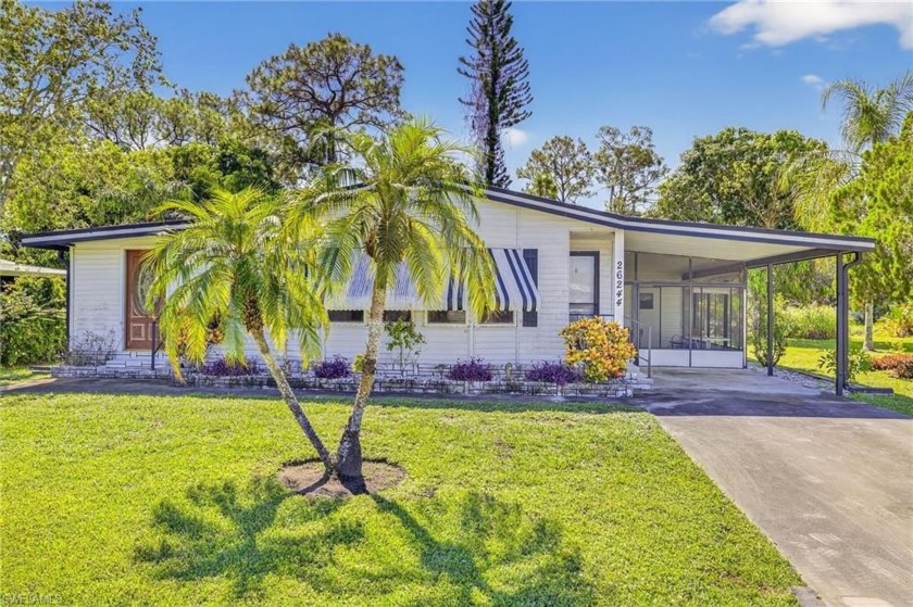 Spacious 2-bedroom, 2-bath manufactured home in the highly - Beach Home for sale in Bonita Springs, Florida on Beachhouse.com
