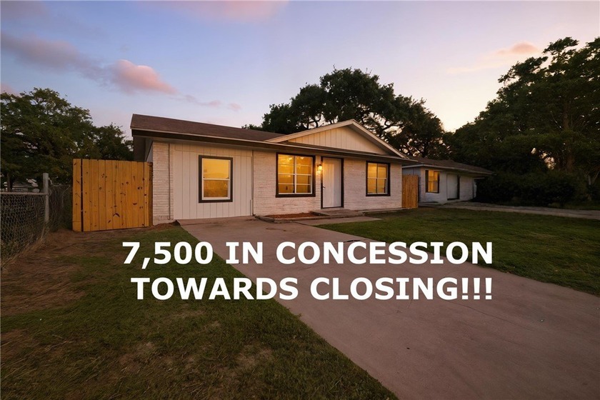 !!!7,500 CONCESSION TOWARDS CLOSING!!! !!SELLER - Beach Home for sale in Aransas Pass, Texas on Beachhouse.com