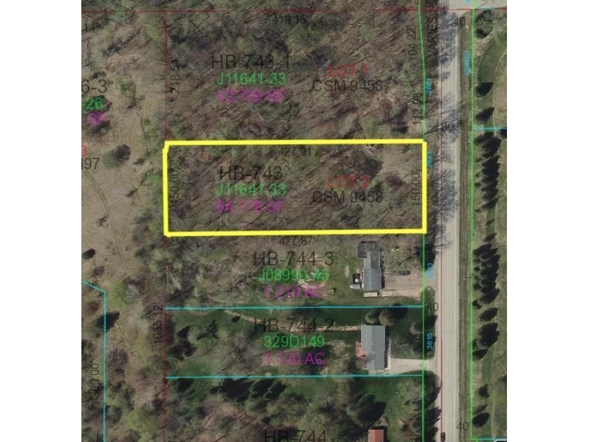 Design your perfect retreat on this exclusive vacant lot in - Beach Lot for sale in Green Bay, Wisconsin on Beachhouse.com