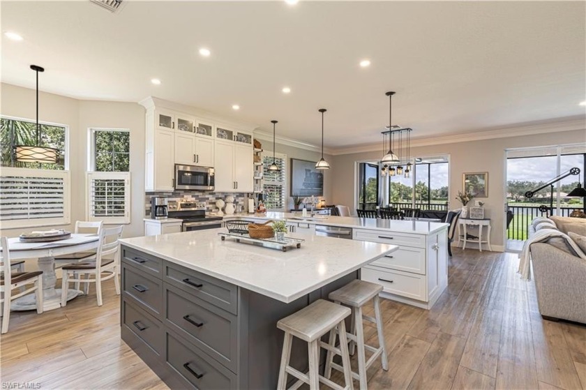 A beautifully renovated home located in the Vineyards. This - Beach Home for sale in Naples, Florida on Beachhouse.com