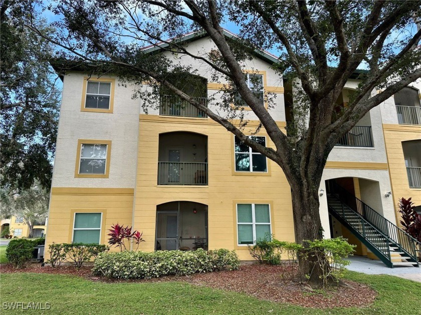 Discover this move-in-ready 1-bedroom + DEN condo in the - Beach Condo for sale in Fort Myers, Florida on Beachhouse.com