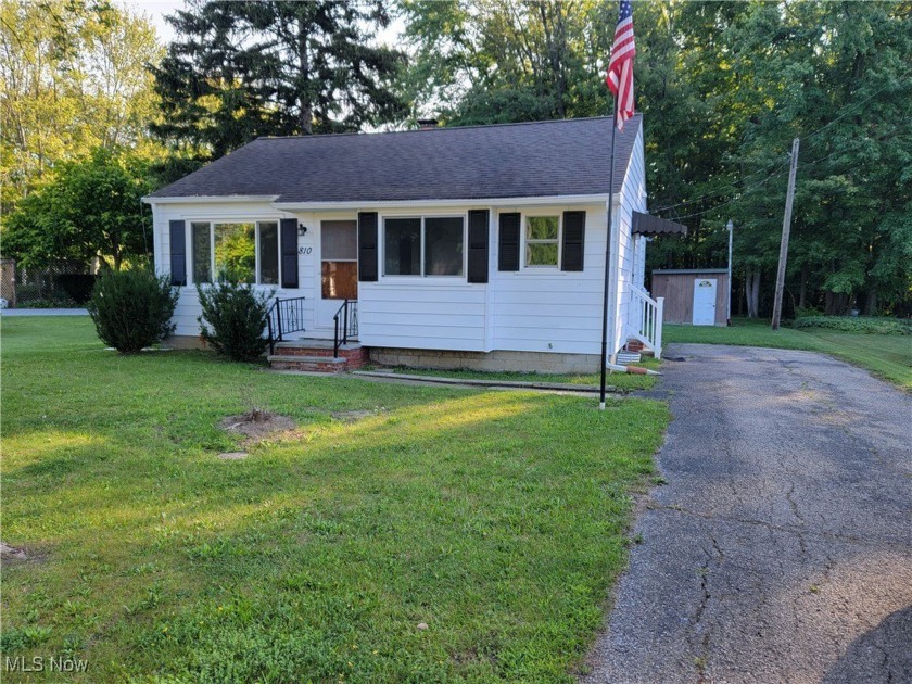 Welcome to this charming ranch home in Painesville Township - Beach Home for sale in Painesville, Ohio on Beachhouse.com