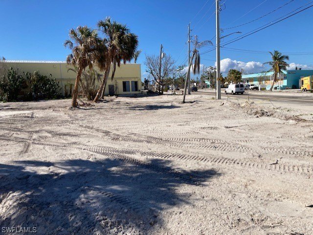 GULFSIDE CORNER PARCEL ON ESTERO BLVD ADJACENT TO THE POPULAR - Beach Commercial for sale in Fort Myers Beach, Florida on Beachhouse.com