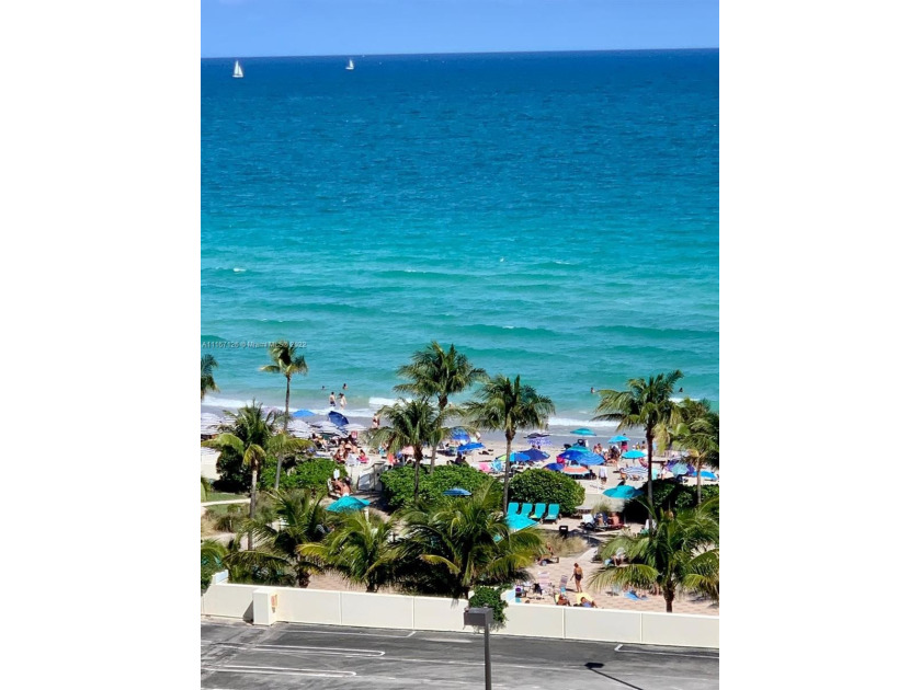 BEAUTIFUL 2BEDS CORNER UNIT ,OCEAN FRONT BUILDING .AWESOME  CITY - Beach Condo for sale in Hollywood, Florida on Beachhouse.com