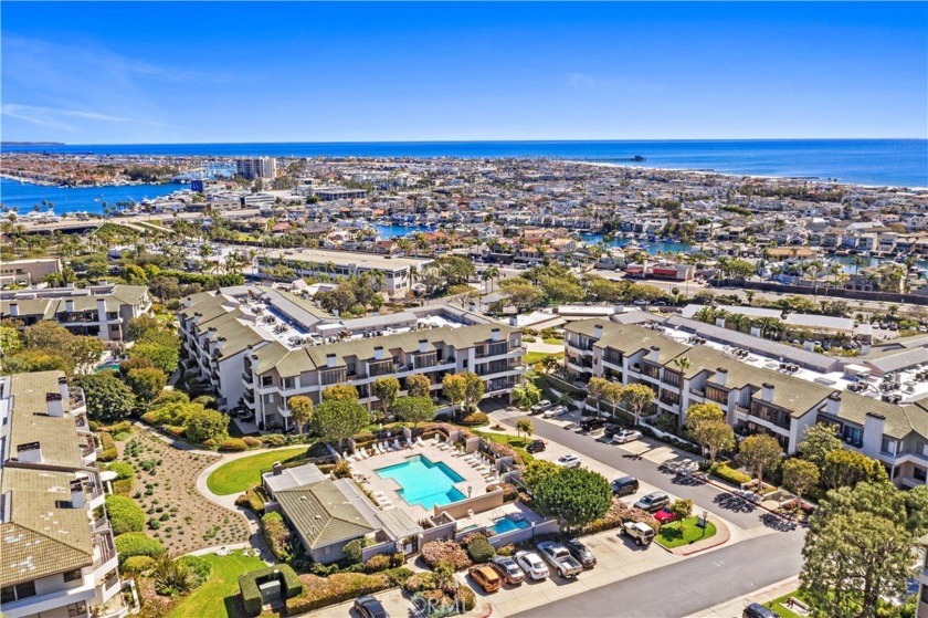 MASSIVE PRICE IMPROVEMENT IN AN UNBEATABLE LOCATION! Experience - Beach Condo for sale in Newport Beach, California on Beachhouse.com