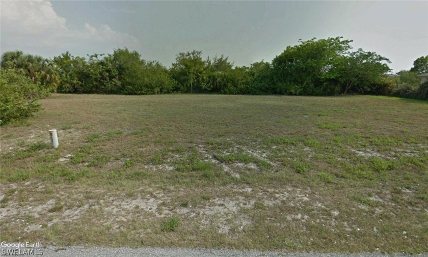 Located on the Midsummer Canal this property is perfectly - Beach Lot for sale in Cape Coral, Florida on Beachhouse.com