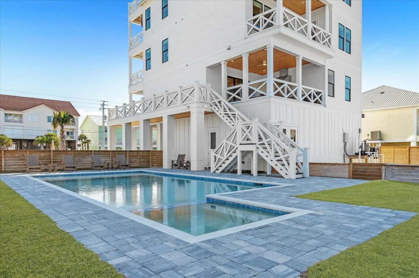 This home is a must for any savvy investor looking to own an - Beach Home for sale in Navarre, Florida on Beachhouse.com