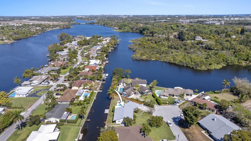 Welcome to waterfront living at its finest at 6797 Bayshore - Beach Home for sale in Lake Worth, Florida on Beachhouse.com