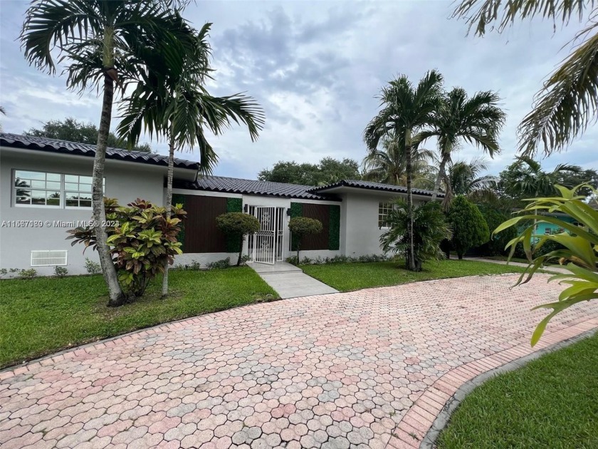 Newly remodeled home in the Golden Glades section of Miami. Main - Beach Home for sale in Miami, Florida on Beachhouse.com