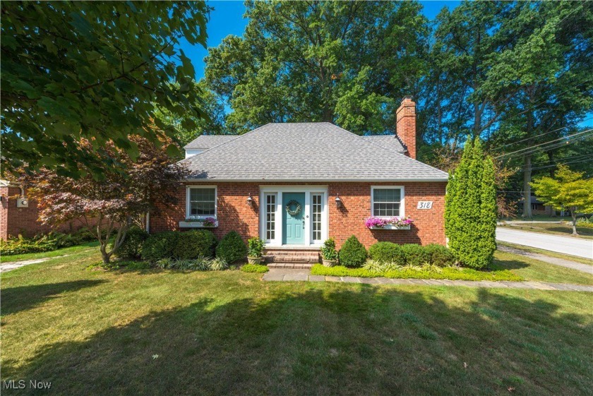 Welcome to this charming brick Cape Cod located in western Bay - Beach Home for sale in Bay Village, Ohio on Beachhouse.com