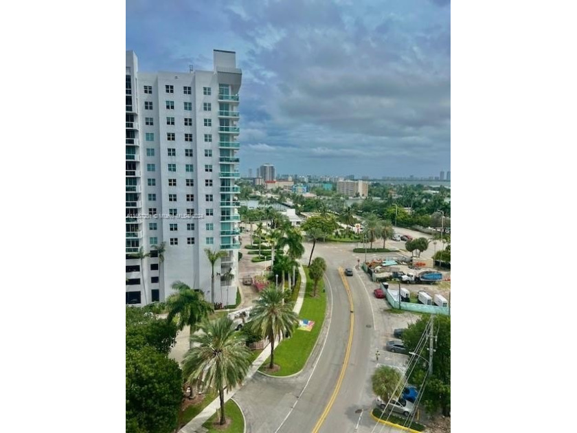 Come and don't miss this beautiful view of the intercoastal and - Beach Condo for sale in North Bay Village, Florida on Beachhouse.com