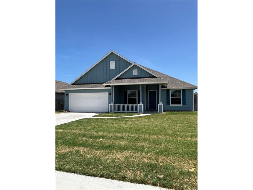 This spacious, 2,476 square foot house has 4-bedrooms - Beach Home for sale in Rockport, Texas on Beachhouse.com