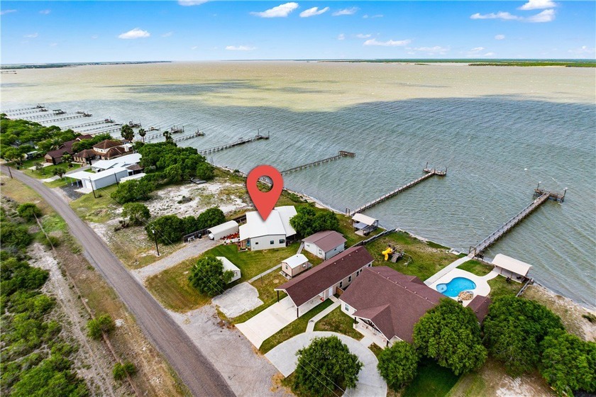 Welcome to your coastal escape on Baffin Bay! Situated on a rare - Beach Home for sale in Riviera, Texas on Beachhouse.com