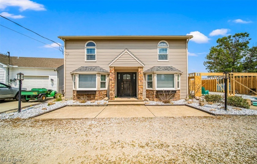 **SELLER FINANCING UP TO 50%** Get ready to fall in love with - Beach Home for sale in Ashtabula, Ohio on Beachhouse.com