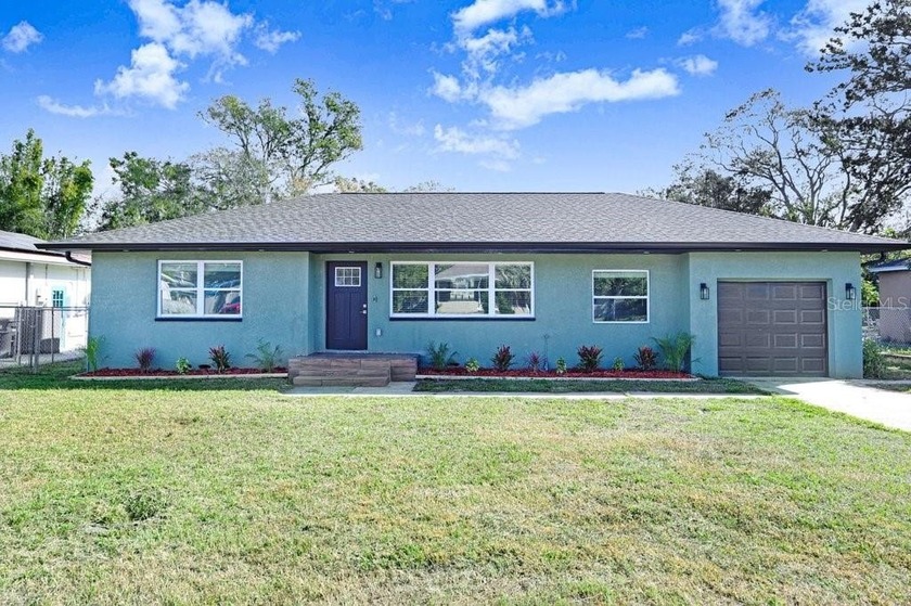 Location, Location! Just 3 Miles from Clearwater Beach. Not in a - Beach Home for sale in Clearwater, Florida on Beachhouse.com