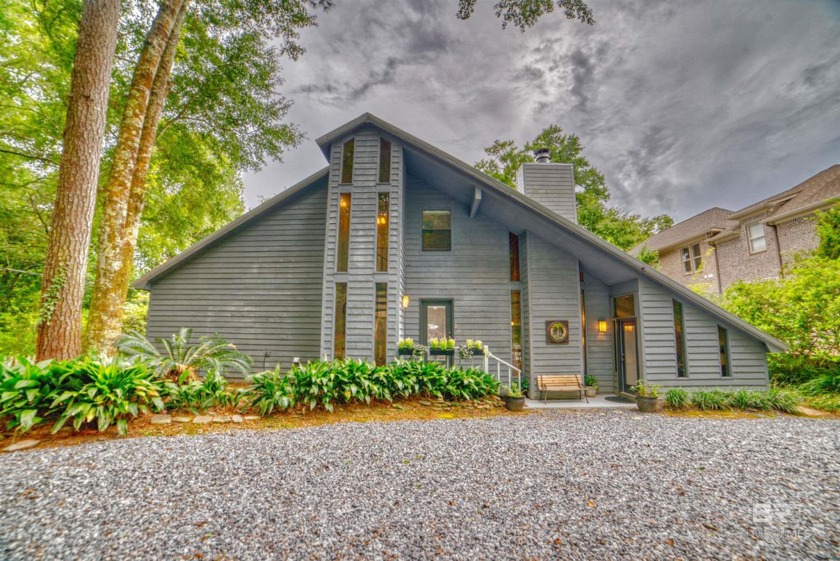 Experience the charm and elegance of 1503 Old Co Rd, Daphne - Beach Home for sale in Daphne, Alabama on Beachhouse.com