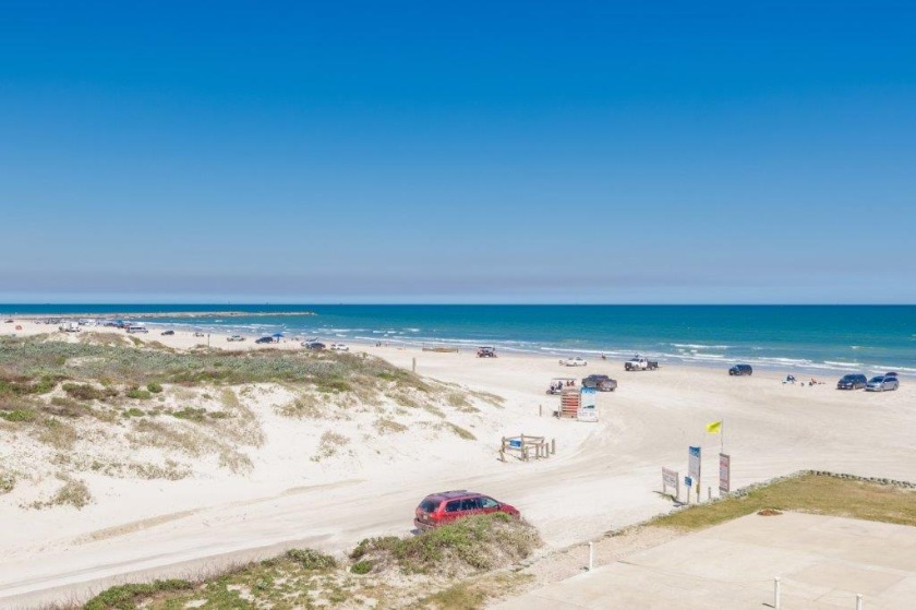 Charming Beachside Comfort with Beach & Pool Views from Private - Beach Vacation Rentals in Corpus Christi, Texas on Beachhouse.com