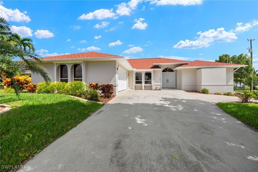 Rare Opportunity for Direct Access with NO BRIDGE RESTRICTIONS - - Beach Home for sale in Cape Coral, Florida on Beachhouse.com