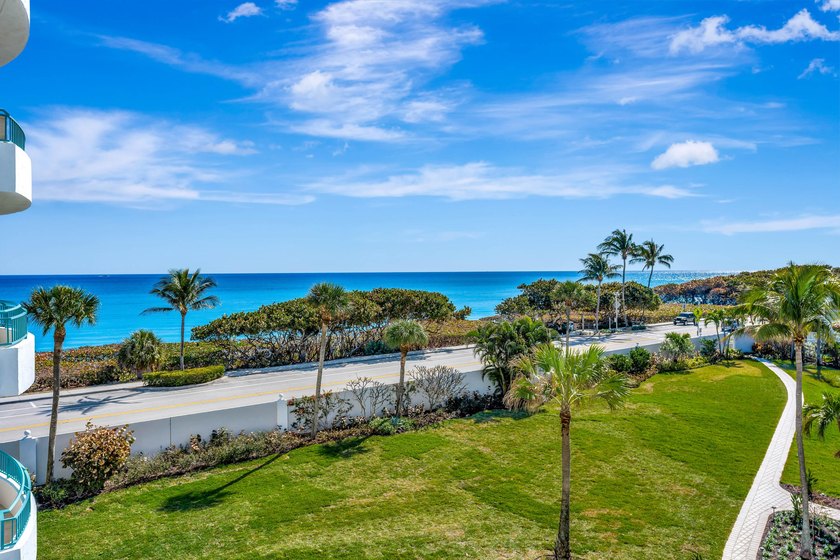 Welcome to your tropical paradise. Milestones completed, and - Beach Condo for sale in Jupiter, Florida on Beachhouse.com