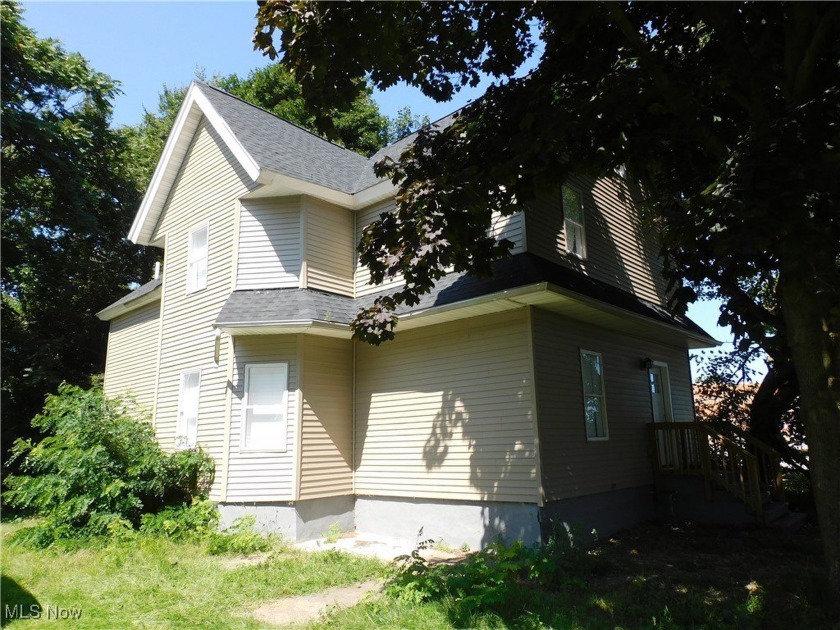 Welcome to this beautifully remodeled home situated in the heart - Beach Home for sale in Ashtabula, Ohio on Beachhouse.com